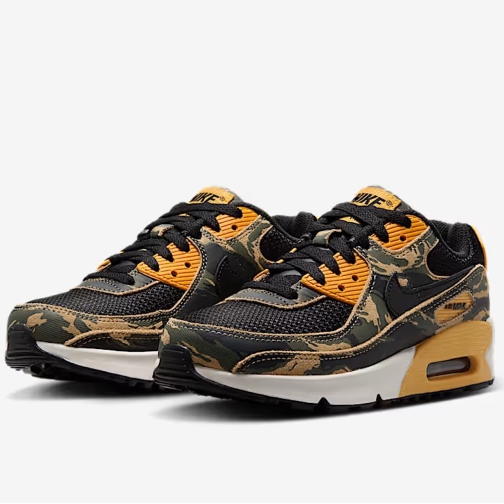🎉 HP! 🎉 Nike Air Max 90 💚👟